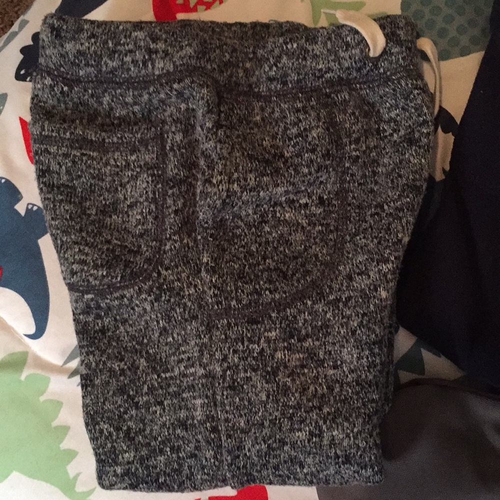 SOLD!!! Boys - Gap & Gymboree pull on pants - Picture 4 of 4